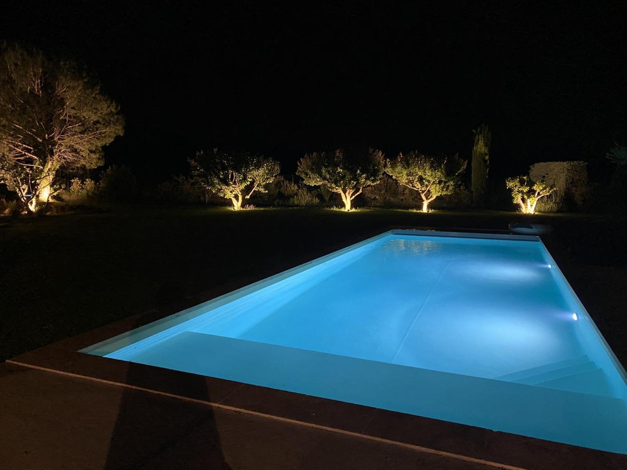 Provencal House With Heated Pool, View Of The Luberon In Robion - Accommodates 12 People. Exterior photo