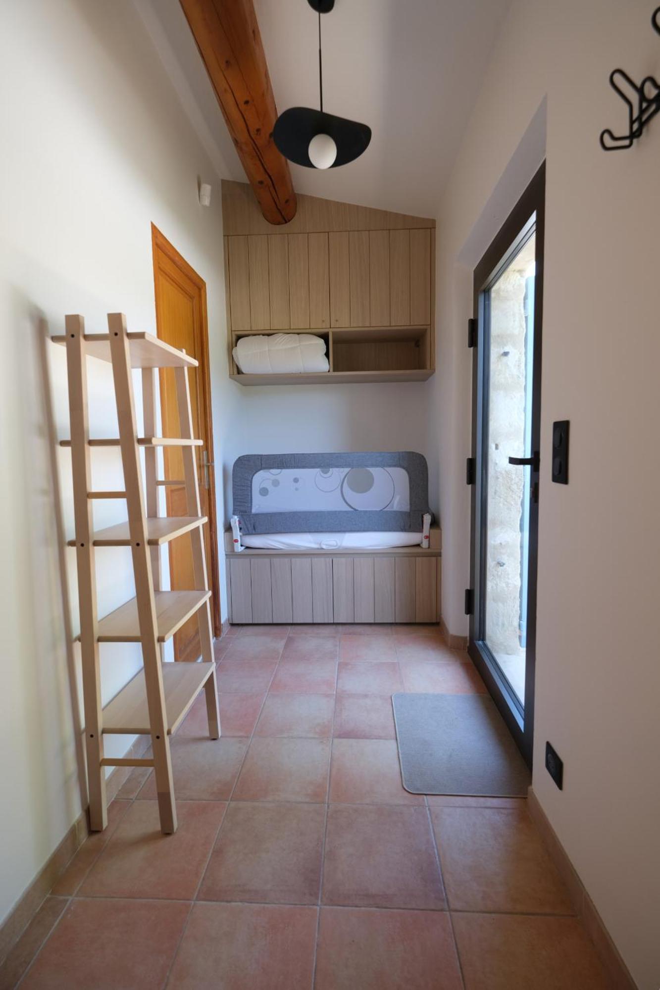 Provencal House With Heated Pool, View Of The Luberon In Robion - Accommodates 12 People. Exterior photo